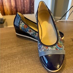 DORKING by Fluchos Navy Floral Flats by Rock Spring